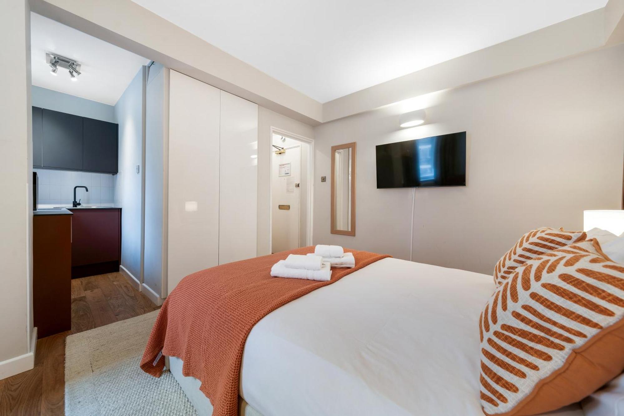 Elegant Apartment In Chelsea 伦敦 外观 照片